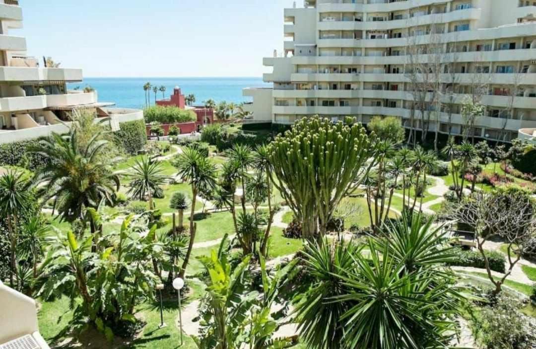 Stefys Beach Apartment Benalmádena Esterno foto